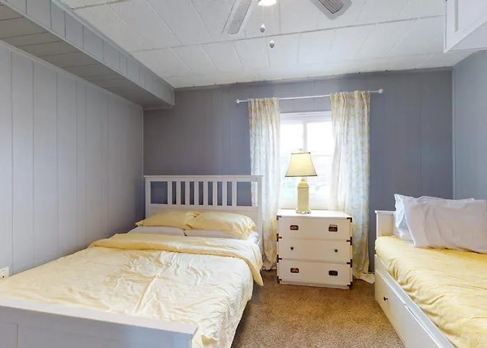 Holiday home Grandview 203